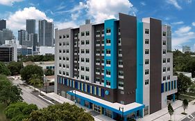 Tru By Hilton Miami West Brickell